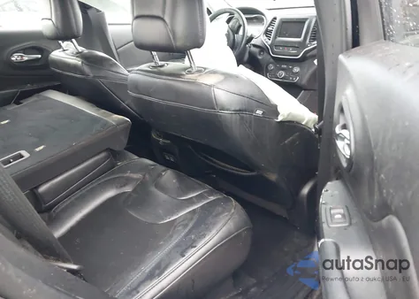 2021 Jeep Cherokee Altitude 4X4 from USA, damaged, VIN 1C4PJMLB5MD201651